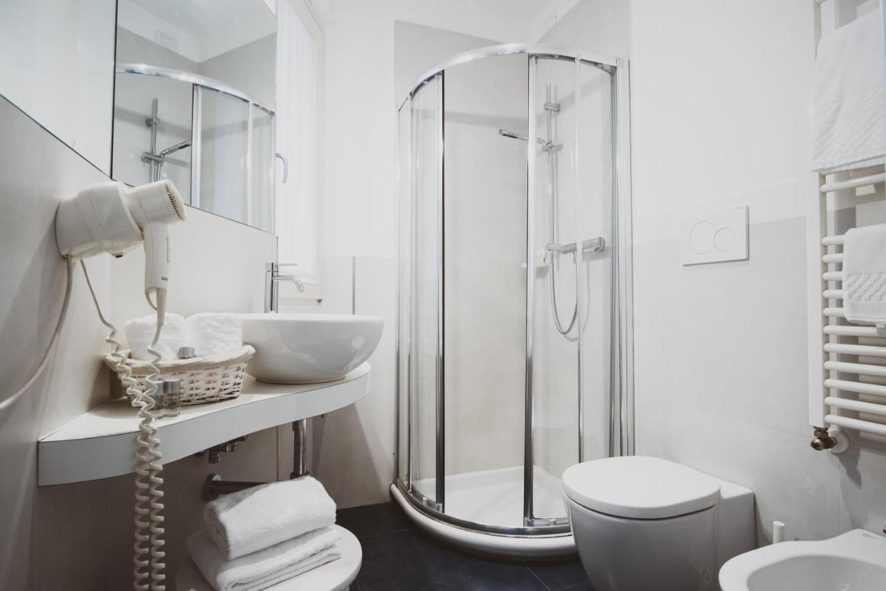 Casa Fola - City Centre Rooms ヴェローナ エクステリア 写真