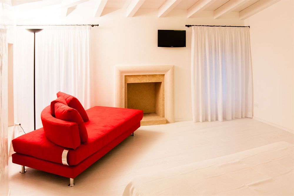 Casa Fola - City Centre Rooms ヴェローナ エクステリア 写真
